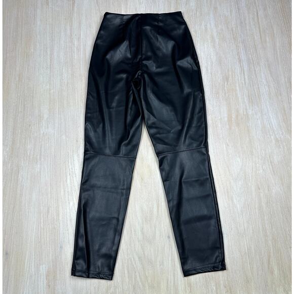 NWT Fabletics Black Vegan Leather Legging Pull On Sleek Activewear Pants Small - Picture 11 of 15